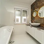 Seaside Luxury With A Swimming Pool - Zadar - 22250 *