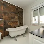 Villa Seaside Luxury With A Swimming Pool - Zadar - 22250 *